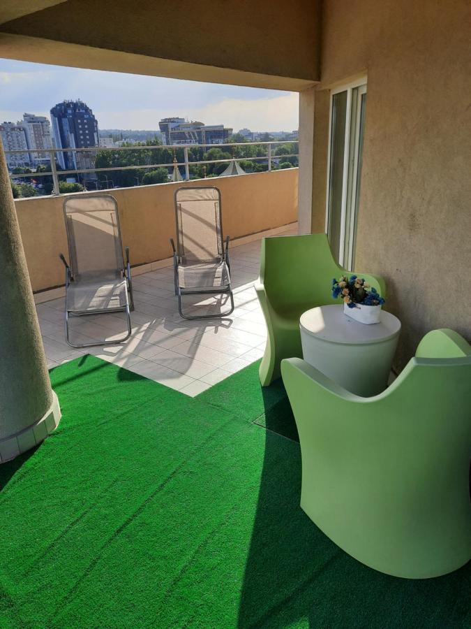 Apartament With Terras キシナウ エクステリア 写真