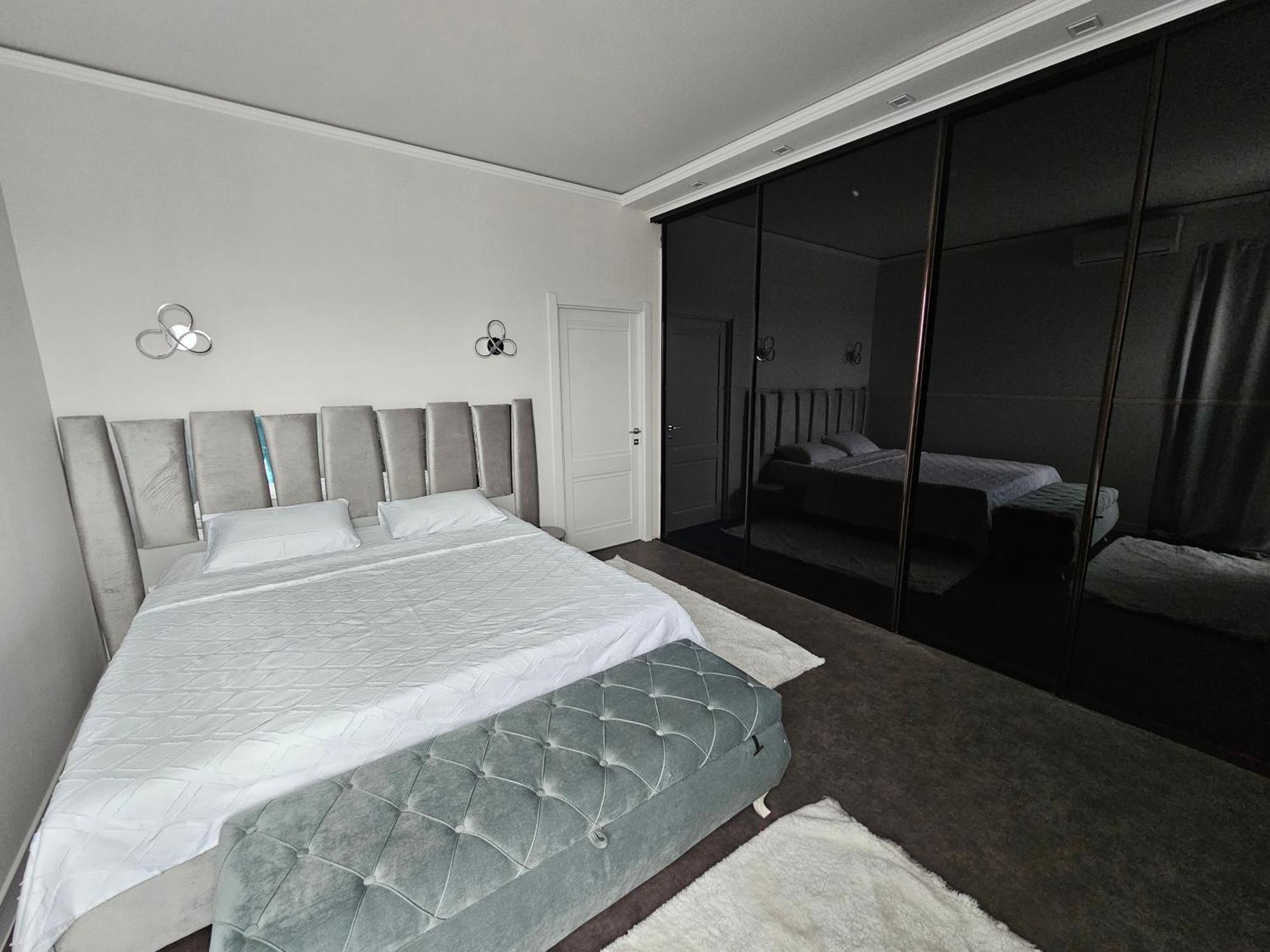 Apartament With Terras キシナウ エクステリア 写真