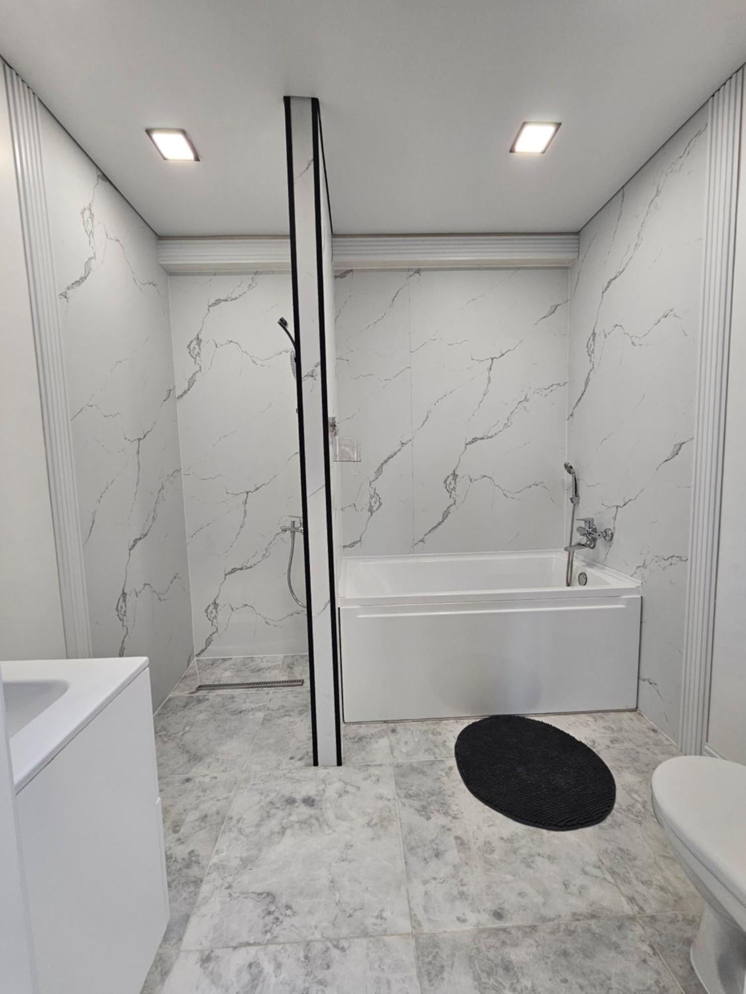 Apartament With Terras キシナウ エクステリア 写真