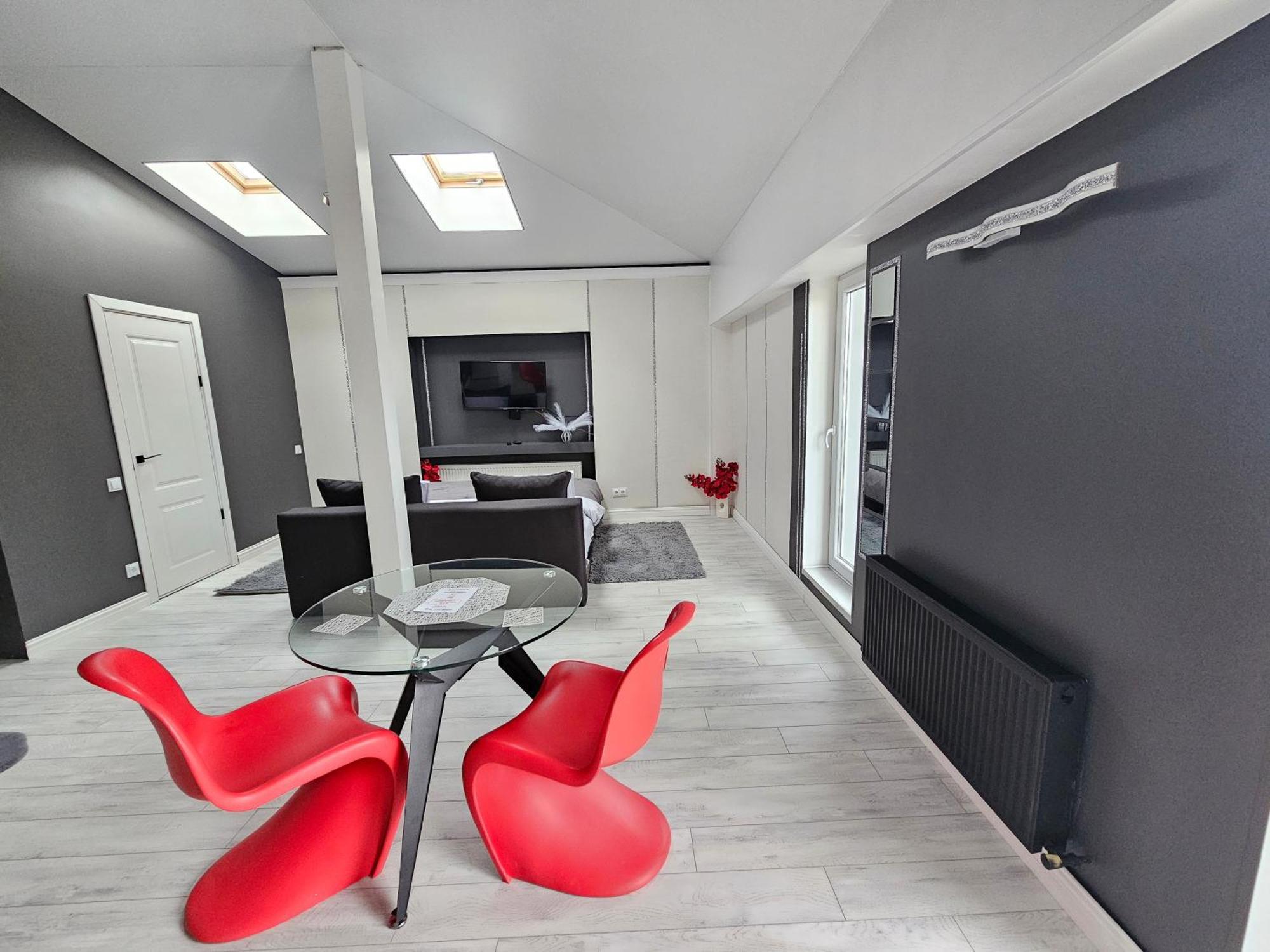 Apartament With Terras キシナウ エクステリア 写真